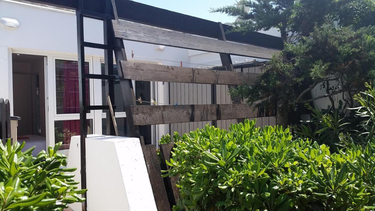 Centre Naturiste Villas Studio แอกด์ ภายนอก รูปภาพ